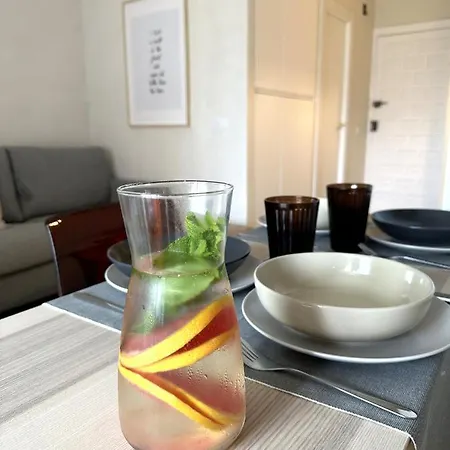 Minerva Estudio White Jasmine, And Pool Apartman